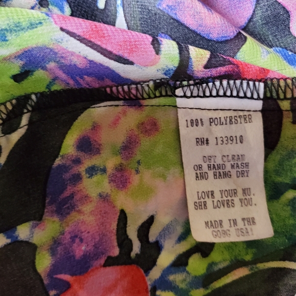 Show Me Your MuMu Floral Tank Size L - Picture 5 of 6